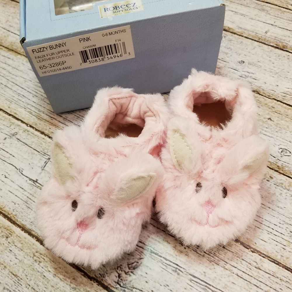 Robeez 0-6 mo fuzzy bunny booties